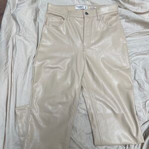 Abercrombie & Fitch The 90’s Straight Ultra High Rise